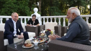 Zelensky mengecam pertemuan Modi dengan Putin pada hari yang sama ketika serangan Rusia 