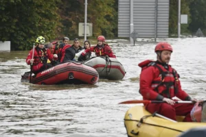 Setidaknya 17 orang tewas dalam banjir yang terjadi selama sebulan di Eropa tengah 