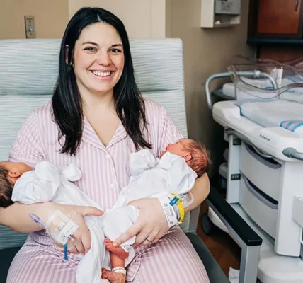 Kabar Bahagia Wanita hamil di kedua rahimnya melahirkan anak kembar