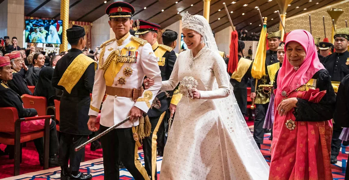Pernikahan Mewah Brunei terhenti untuk pernikahan kerajaan Pangeran Abdul Mateen