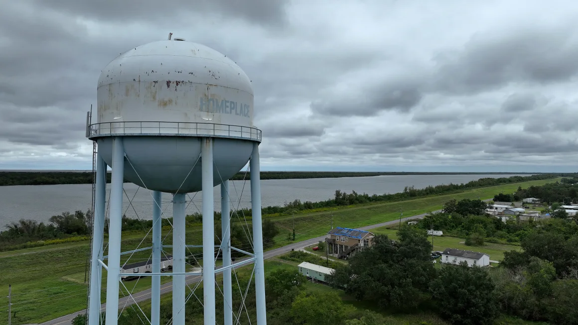 Sistem air kota kecil di Amerika adalah target dunia maya global