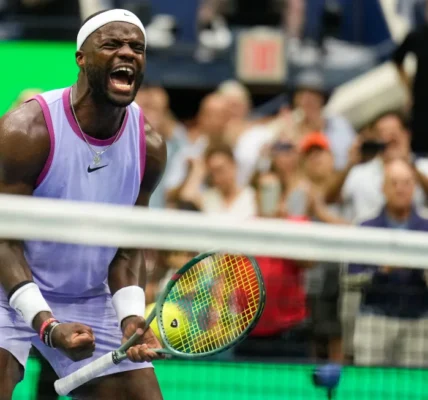 Frances Tiafoe bangkit untuk mengalahkan Ben Shelton dalam film thriller AS Terbuka